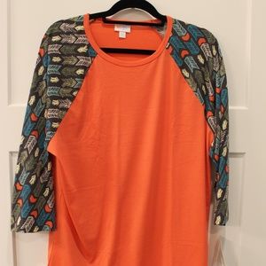 LuLaRoe Randy top - NWT